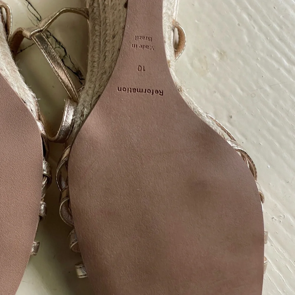 NEW Reformation Metallic Gold Ava Wedge Espadrille Sandal Size 10 - Picture 10 of 11